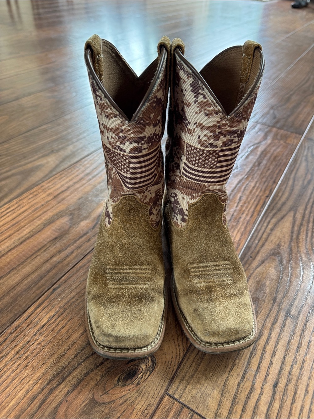Ariat cowboy boots- youth size 12.5